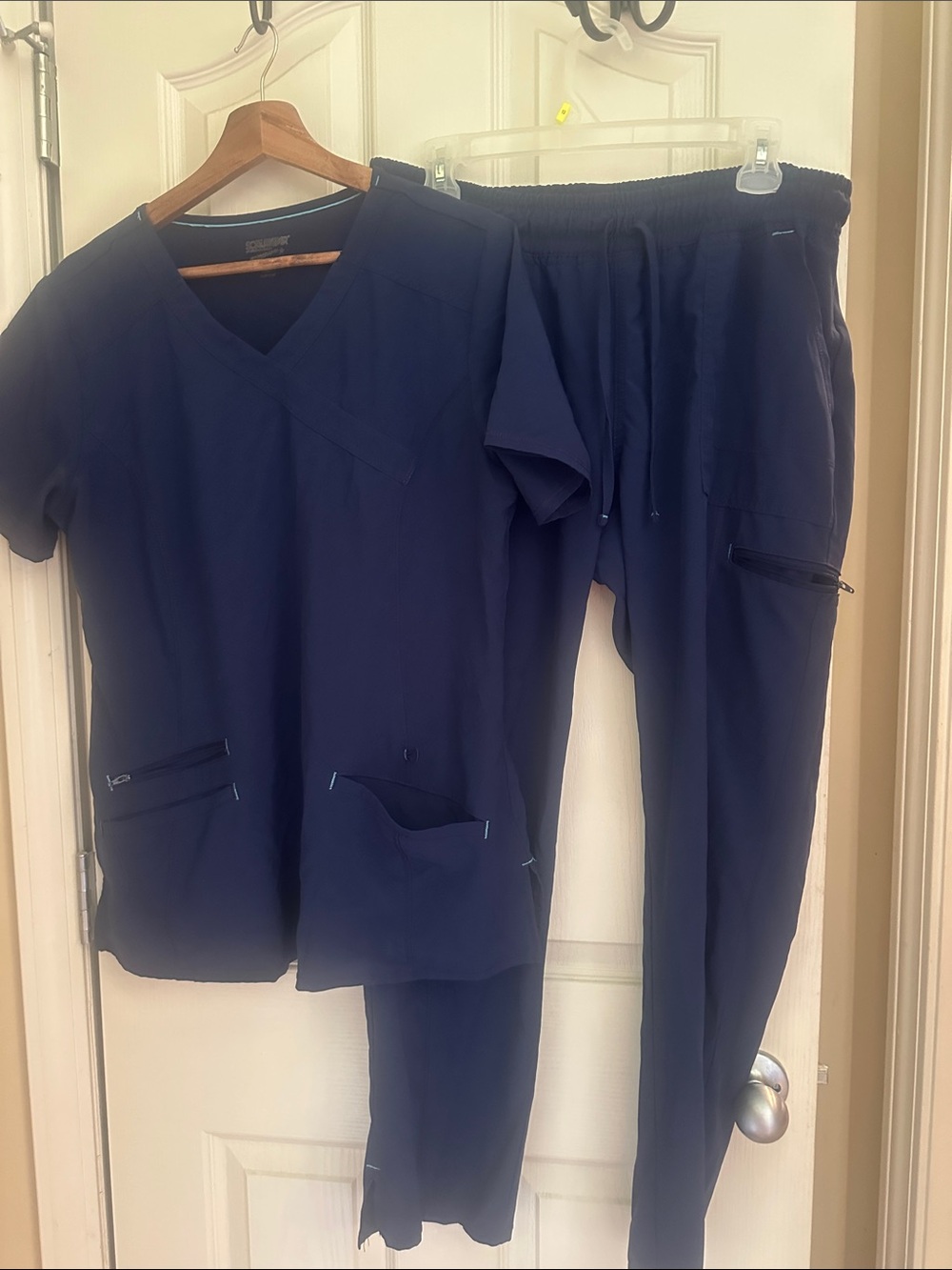 Scrubstar Navy Women's Scrub Top and Jogger Pants Set